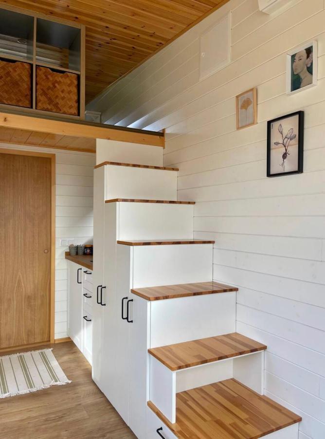 Tiny House With Garden And Jacuzzi Near Amsterdam Villa Vijfhuizen Bagian luar foto